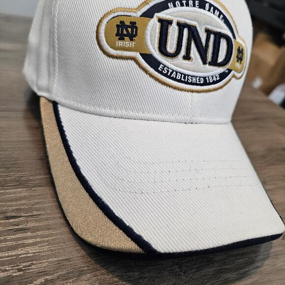 Vintage Notre Dame Strapback Hat Cap 90s White Gold Fighting Irish UND Est 1842 - Picture 4 of 10